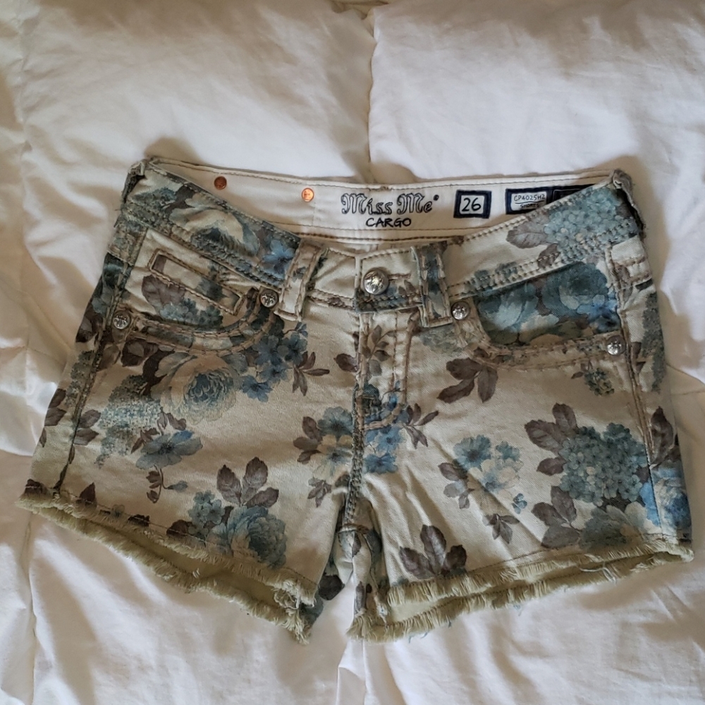 Miss Me Shorts